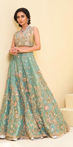 @raashik99 Bridals Pakistani, Desi Outfits, Pakistani Couture, Bridal Attire, Indian Wear, Asian Fashion, Western Fashion, Lehenga, Party Wear