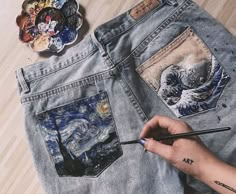 Upcycling Fashion, Rock Outfit, Retro Punk, Fashion Grunge, Grunge Look, Painted Denim