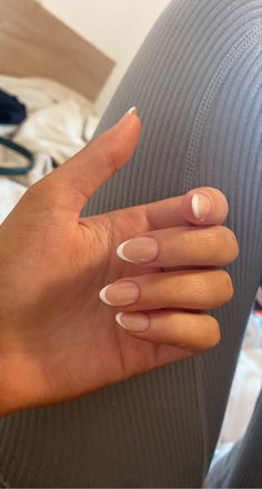 French Gel Nails Short Round, French Tip With Almond Nails, Almond Shaped Nails With French Tip, Short Almond Acrylic Nails Neutral, French Tip Gel Nails Almond Shape, White Tip On Short Nails, Wedding Nails Acrylic Almond, White French Tip Short Almond Nails, Rounded White Tip Nails