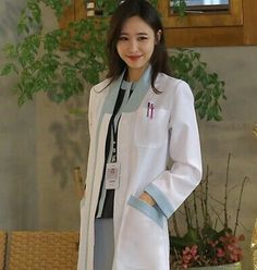 Hospital Outfit For Doctors, Doctors Uniform Woman, Labcoat Doctors Design Women, Doctor Coat Outfit, Doctor Outfit Women White Coat, Doctors Outfit Women, Medical Outfits Women, Doctor Uniform Woman, Female Doctor Outfit Medical