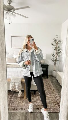 Long Sleeve With Jeans Outfits, Periwinkle Leggings Outfit, Comfortable Cute Fall Outfits, Cozy Put Together Outfits, Black Outfits Cosmetology, Paint N Sip Outfit, Body Suit Fall Outfit, Cute Hoodie And Jeans Outfit, Chilly Fall Outfits Casual