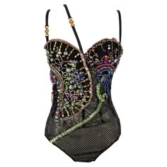 Versace -(Made in Italy) Black bodysuit top embroidered with multicolored rhinestones. 38FR size indicated. 2022 Pre-fall Collection. To be mentioned, a few black rhinestones are missing. Additional information: Condition: Good condition Dimensions: Chest length: 38 cm - Waist: 30 cm - Length: 55 cm Seller Reference: FH45 Starstruck Aesthetic, Versace Black Dress, Versace 2022, Black On Black Outfits, Versace Top, Body Noir, Dress Reference, Lace Jeans, The Spice Girls