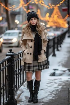 Kilt Outfits Women, English Outfit, Dark Sweater, Midi Skirts Style, Kilt Outfits, Best Winter Outfits