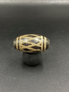 A beautiful bead with Rare pattern design from Himalaya very good condition Fast and free shipping Enjoy Traditional Oval Handmade Beads, Traditional Carved Oval Beads, Traditional Carved Oval Beads Jewelry, Oval Carved Beads For Gifts, Oval Traditional Beads For Jewelry Making, Traditional Oval Jewelry With Large Beads, Antique Gold Rings, Old Antiques, Agate Beads