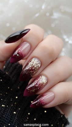 30+ Best Fall Dip Nails Ideas and Designs In 2024 Burgundy And Glitter Nails, Red And Gold Ombre Nails, Maroon Ombre Nails, Burgundy And Pink Nails, Red Dip Nails, Dip Nails Ideas, Fall Dip Nails, Dip Nail Designs, Fall Dip