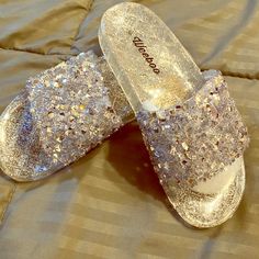 Brand New Size 6 1/2 Jelly Slides Never Worn For Sale. They Are Absolutely Stunning Slides For Somebody That Just Loves The Bling & Sparkle. I Love Them But I Can't Seem To Find Anything To Wear These With So Decided To Let Them Go As Much As I Don't Want To Jelly Slides, Let Them Go, Glamorous Hair, Just Love, Women's Shoes Sandals, Jelly, Fashion Shoes, Shoes Sandals, Slides