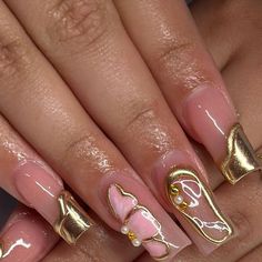 Chrome Charm Nails Designs, Chrome Animal Print Nails, Chrome Croc Print Nails, Gold Chrome Flower Nails, Pool Nails, Neutral Nails Acrylic, Chrome Y2k Nails + Charms, Wanna Recreate, Spring Acrylic Nails