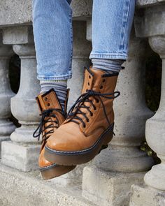 Is there any cold-weather style more classic than styling socks with boots? Whether your socks are short or tall, chunky or finely ribbed, solid or patterned, the socks with boots look is always in style. We've rounded up a few easy-to-follow tricks for nailing this cozy fall and winter combo. Socks And Jeans, Styling Tricks, Rugged Boots