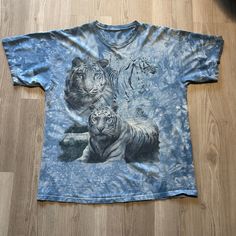 Vintage 90's White Bengal Siberian Tiger Blue Tie Dye Nature Tee Shirt Sz XL VTG Retro Animal. In good overall condition. There are a few subtle marks and signs of wear, but nothing major. See photos for extra detail. Feel free to message me if you have any questions Nature Tees, Siberian Tiger, Tie And Dye, Blue Tie, Blue Tie Dye, Mens Graphic Tee, Tee Shirt, Favorite Outfit, Overalls