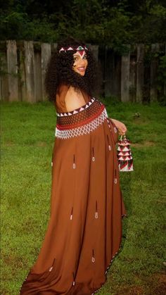 #oromoculture Oromo Flag, Oromo Cultural Clothes, Wollo Ethiopia, Oromo People Vintage, Ethiopian Women, Pretty Dark Skin