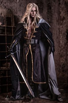 Alucard Cosplay, Alucard Castlevania, Castlevania Wallpaper, Castlevania Anime, Vampire Hunter D, Korean Outfit Street Styles, Epic Cosplay, Vampire Art, Vampire Hunter