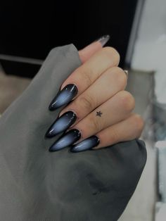 Nail Ideas Almond Shape Black, Goth Nails Halloween, Goth Stilleto Nail, Short Goth Nails Ideas, Dark Angel Nails, Evanescence Nails, Hmhas Billie Nails, Billie Eilish Hit Me Hard And Soft Nails, Hit Me Hard And Soft Nails