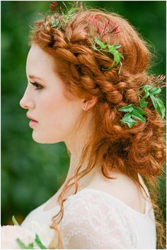 inspirationlane #gardencrown Hairstyles Female, Bridal Braids, Fest Outfits, Copper Hair Color, Hair Shades, Auburn Hair, Copper Hair