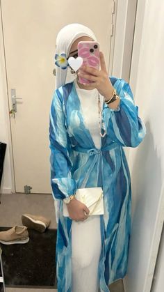 Turkey Fits, Veiled Clothes, Elegant Fashion Outfits, Estilo Hijab, Cute Vacation Outfits, Modesty Outfits, Girl Fashion Style, Modest Fits, Casual Outfit Inspiration