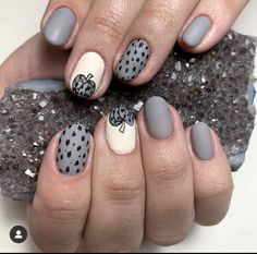 Cosmo Nails, Gray Pumpkins, Fall Pedicures, Inspirational Nails, Shellac Nail Art, Kiss Nails, Finger Nail Art, Nail Polish Art