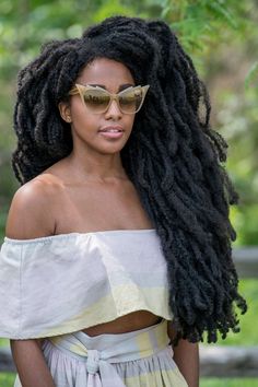 Jumbo Dreadlocks, Cool Celebrities, Curly Hair For School, Diy Dreads, Quann Sisters, Rasta Dreadlocks, Bohemian Locs, Hair For School