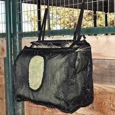 Mesh Stall hay Bag Equine Feed Room, Hay Feeder For Horses, English Horse Tack, Hay Bag, Hay Feeder, Horse Accessories, Horse Trailers, Horse Supplies, Enjoy The Ride