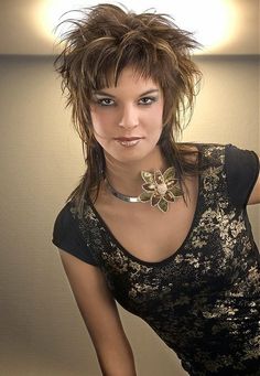 Short Funky Hairstyles, Funky Short Hair, Hairstyles For Medium Length Hair, Edgy Hair