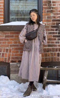 Gingham Winter Outfit, Romantic Outfit Casual Plus Size, Gingham Skirt Outfit Winter, Leggings Dress Outfit Winter, Gingham Dress Outfit Fall, Rural Fashion, Cottagecore Christmas Outfit, Gardencore Outfit, Blundstone Dress Outfit