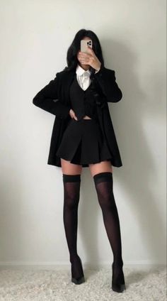 Princess Casual Outfits Classy, Blacked Out Outfit Women, German Outfit Aesthetic, Hot Buissnes Outfits, Office Attire Aesthetic, Dark Outfits Aesthetic Classy, Black Tie Skirt Outfit, Black Skirt Elegant Outfit, Grunge Classy Outfits