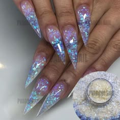 Origin: CN(Origin)Number of Pieces: One UnitNET WT: 10gQuantity: one boxItem Type: Nail GlitterMaterial: Sequins dust pigmentModel Number: B212XItem: 100% New Holo laser nail glitterStyle: Nail art design/acrylic nails/salon nailsType: Chrome Shiny Manicures DecorationsColor: Sparkly 3D Nail Art Decorations Jewelry Pigment slices RhinestonesSize: Iridescent Nail PowdersDesign: nail supplies for professionals,All for manicureDetails: Chameleon Sequins Gradient Autumn Polish Manicure DecorFeature1 Acrylic Nails Natural, Clear Nail Designs, Acrylic Nails Stiletto, Nagellack Trends, Sculpted Nails, Stiletto Nail Art, Nails Stiletto, Clear Nail, Stiletto Nails Designs