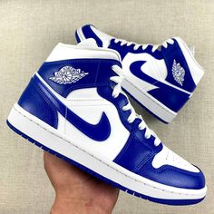 Jordan 1 Mid “Kentucky” Women 8.5. Brand New In Box. Beatiful Storm Blue Colorway Follow On Ig: @Ofalltime.La Shoes Jordan 1, Sandals Design, Dr Shoes, Nike Shoes Girls, Nike Fashion Shoes, Preppy Shoes, Jordan Shoes Girls, Pretty Shoes Sneakers, Blue White Top