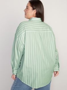 Spread collar, with button-down fastening.  Long drop-shoulder sleeves, with buttoned cuffs.  Front patch pocket.  Seamed back yoke.  Curved hem.  Soft, silicone-washed 100% cotton-twill.  All-over stripe print.  Oversized fit through body.  Women's Trendy Long Sleeve Shirt With Roll-up Sleeves, Green Long Sleeve Shirt With Roll-up Sleeves, Long Sleeve Shirt With Button Closure For Daywear, Trendy Long Sleeve Blouse With Buttoned Pockets, Long Sleeve Tops With Buttoned Pockets, Roll-up Sleeves Button-up Shirt For Daywear, Casual Long Sleeve Shirt With Back Button Closure, Trendy Button-up Shirt With Button Cuffs, Green Long Sleeve Shirt With Placket