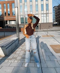 instagram instagram poses instagram outfit instagram poses ideas instagram outfit inspo outfit inspiration baggy jeans mom jeans crop top gilet zara pretty little thing plt influencer instagram pictures blogger boohoo airforce unitard shacket mollymae shein Chocolate Brown Outfit, Instagram Pose Ideas, Brown Outfit