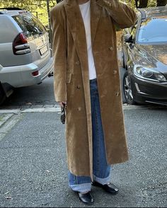 Wool Coat Outfits, Parisian Winter, Winter Lookbook, Coat Outfit, Fall Fits, Coat Outfits, Outfit Inspo Fall, Winter Looks