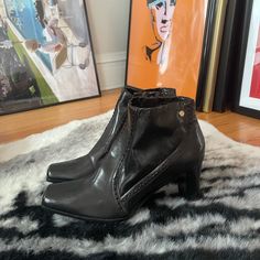 Brown / Black Ankle Heeled Boots / Booties Saddle Boots, Red Leather Boots, Short Suede Boots, Red Booties, Brown Leather Ankle Boots, Buckle Ankle Boots, Tall Leather Boots, Etienne Aigner, Black Leather Ankle Boots