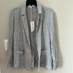 Nwt. Workshop Republic Clothing Linen Blend Blazer. Pinstripes. Front Pockets. Striped Linen Blazer For Spring, Spring Striped Linen Blazer, Casual Striped Blazer With Pockets, Summer Striped Long Sleeve Blazer, Linen Blazer, Colored Blazer, Blazer Suit, Linen Blend, White Blue