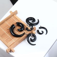 Material: Plastic/Resin Style: Retro Black Spiral Earrings For Gift, Black Spiral Earrings As Gift, Black Round Single Cartilage Earring, Snail Earrings, Horn Earrings, Punk Earrings, Bull Horns, Studs Men, Puppy Supplies