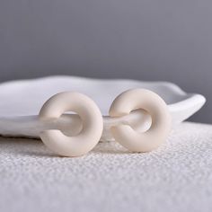 44411619541186 Cheap White Statement Clip-on Earrings, Elegant White Hypoallergenic Clip-on Earrings, Minimalist White Single Clip-on Earring, White Round Clip-on Earrings, Adjustable Clip-on Ear Cuff For Gift, Clip On Earrings, Ear Cuff, Cuff, Orange