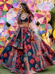 Latest Sangeet Lehengas from Best Sangeet Sandhya Lehenga Manufacturer in Surat to Dazzle the Night Mirror Work Lehenga, Simple Lehenga, Sequin Wedding, Lehenga Choli Online, Designer Lehenga Choli, Indian Wedding Outfits, Silk Lehenga, Indian Outfit, Bridal Lehenga