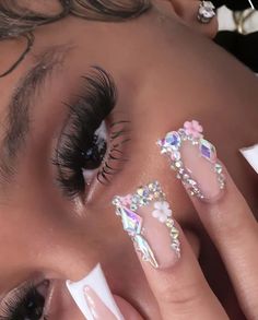 Lashes Pack, Eyelashes Natural Look, Cat Eye Lashes, Lashes Fake Eyelashes, Lash Extensions Styles, Perfect Eyelashes, Pretty Lashes, Duck Nails, Eyelashes Natural