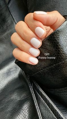 summer nails. hailey bieber nails. pink nails. funny bunny. opi. short nails. Funny Bunny Pedicure, Funny Bunny Gel Nails, Hailey Bieber Nails Pink, Nails Funny Bunny, Funny Bunny Opi, Funny Bunny Nails, Nails Hailey Bieber, Hailey Bieber Nails