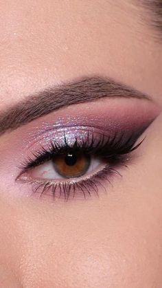 Pink Make Up For Wedding, Make Up Inspo Colorful, Rose Quartz Makeup Look, Pink Eye Makeup Brown Eyes, Pink Smokey Eye Makeup Rose Gold, Huda Beauty Rose Quartz Palette Looks, Black And Pink Makeup Looks, Pink And Black Eyeshadow Looks, Mauve Eye Makeup