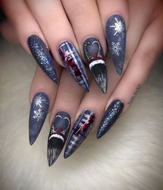 Acrylic Nails Stiletto, Cute Nail Art, Photography Beautiful, Christmas Nail Art, Matte Nails, Stiletto Nails, The Bag, Holiday Nails, Winter Nails