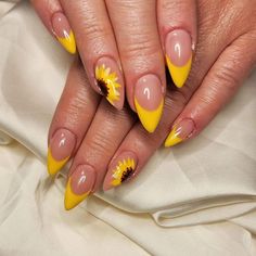 Discover 25 stunning fall sunflower nails ideas perfect for autumn. Explore a variety of designs including acrylic, short, almond, and simple styles. From burgundy and maroon to navy blue and matte black, find inspiration for every nail type and shape. Embrace the latest fall trends with cute sunflower art, stickers, and design short gel nails. Ideal for any occasion, these nail designs offer vibrant colors like red, yellow, black, blue and yello Sunflower Almond Acrylic Nails, Sunflower French Nails, Sunflower French Tip Nails, Svt Nails, Fall Sunflower Nails, Sunflower Nail Ideas, Yellow Tips, Light Blue Nail Polish, Sunflower Nail