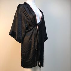 My Vintage Sexy Soft And Comfy Black Silk Robe Silk Robe Aesthetic, Black Silk Robe, Silk Robe, Aesthetic Women, Sleepwear Robe, Black Silk, Women's Intimates, Black Pink, Silk