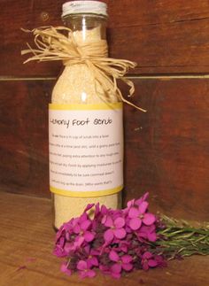 Frugal homemade foot scrub Foot Scrub Recipe, Homemade Foot Scrub, Homemade Spa, Diy Beauty Treatments, Homemade Scrub, Diy Kosmetik, Foot Scrub, Scrub Recipe, Diy Spa