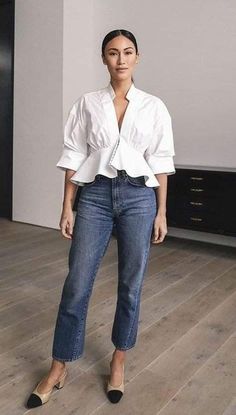 Best Business Casual Outfits, Elegantes Outfit Damen, Rok Outfit, Casual Work Outfits Women, Smart Casual Dress, Jeans Outfit Women, Mode Chanel, Chique Outfits