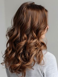 Stunning Hair Color Ideas for Light Brown Hair: Balayage, Ombre, and Highlights Brown Hair Red Undertones, Light Brown Ombre Hair, Light Brown Hair Balayage, Styles For Winter, Cinnamon Hair, Reddish Brown Hair, Brown Ombre Hair, Perfect Hair Color, Fall Hair Cuts