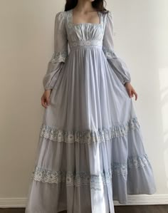 Dress With A Corset, Gaun Abad Pertengahan, Cottagecore Dresses, Gunne Sax Dress, Old Fashion Dresses, Modest Dress, Gunne Sax, Anne With An E