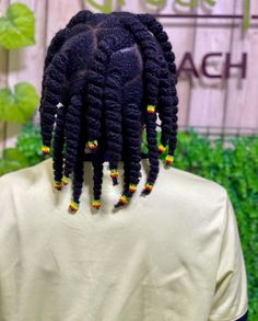 Threaded Braids, Big Twists Natural Hair, Afro Hair Drawing, Black Braided Hairstyles, Hair Threading, Short Box Braids Hairstyles, Natural Hair Stylists, Short Box Braids