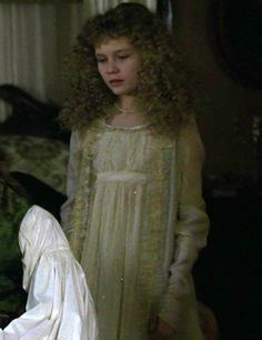 Claudia Interview with the Vampire costume | Claudia's gorgeous nightdress in Interview with the Vampire (1994). Claudia Interview With The Vampire, Lestat Louis, Ann Rice, Interview With The Vampire 1994, Tv Costume, Vampire Photo, Lestat And Louis, Sandy Powell, Period Films