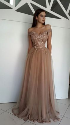 Sukienki Maksi, Sweetheart Evening Dress, School Dance Dresses, African Bride, Graduation Dresses, Sweetheart Prom Dress, Prom Dresses For Teens, Beaded Prom Dress, Long Prom Dresses