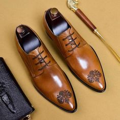 <p>Shoes+Detail</p>  +++++++++++++++++++  ++++++++++++++++++++<p><strong>Upper:</strong>+High+Quality<span+style="color+:#539B00"<p>+Cow-Hide+Leather<p>  ++++++++++++++++++++++++++++++++++++++++++++++++++++++++++++++++++++++++<p><strong>Inner:</strong>+Soft+Leather</p>  							++++++++++++++++<p>... Office Shoes Men, Lace Oxford Shoes, Men Dressing, Lace Oxfords, Costume Africain, Brogues Men, Oxford Dress Shoes, Oxford Shoes Men, Italian Shoes