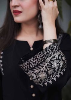 Black Kurti For Women, Black Kurti, Marina Dress, Kurti For Women, Embroidery Tshirt, Suit Pattern, Cotton Kurti Designs, Crochet Buttons