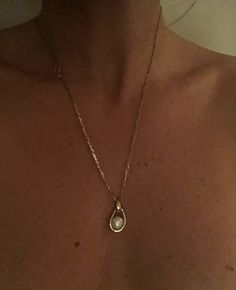 Casual Necklaces Simple, Dainty Jewelry Aesthetic Earrings, Gold Hippie Jewelry, Spanish Jewelry, Vintage Gold Jewelry, 2023 Wishlist, Silver Jewelry Necklaces, Jewellery Aesthetic, Scorpio Moon